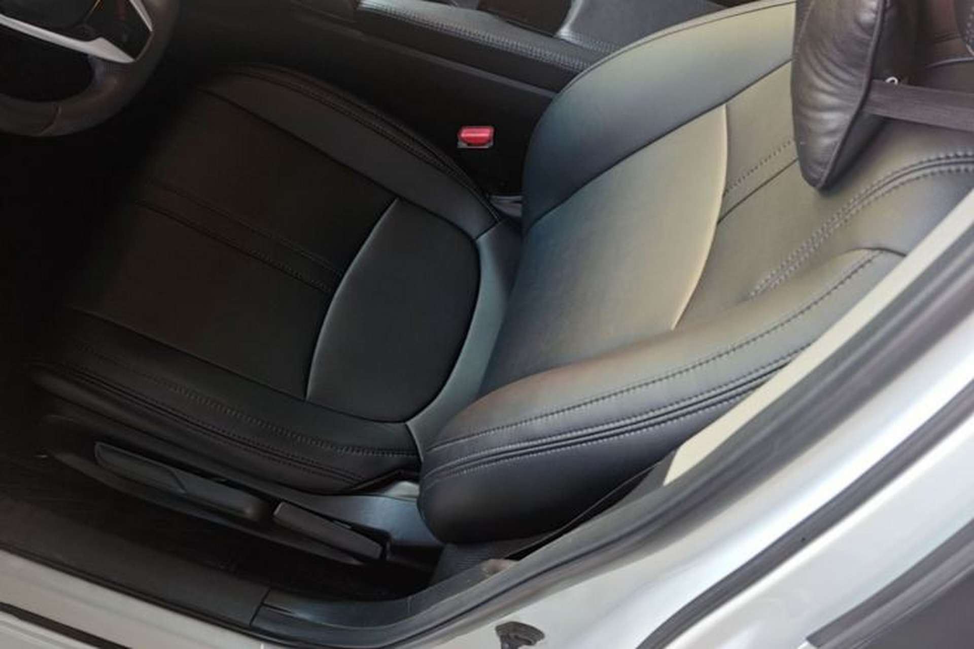 Used Honda Civic 2016 220TURBO CVT Luxury Edition Left Front Seat