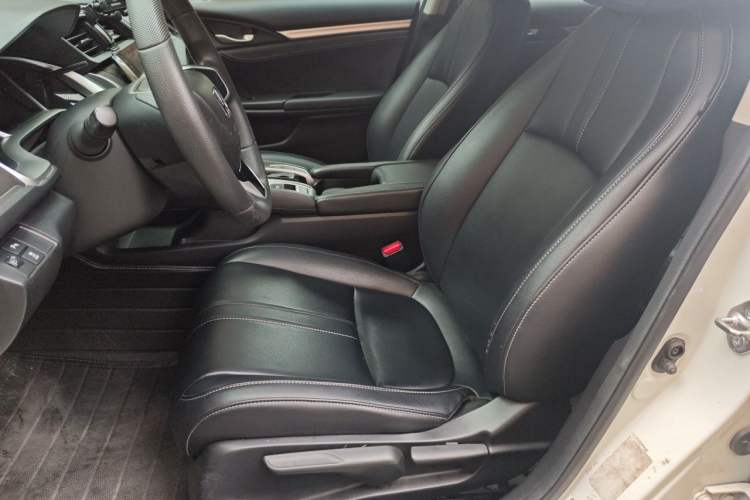 Used Honda Civic 2016 220TURBO CVT Luxury Edition Left Front Seat