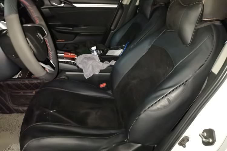 Used Honda Civic 2016 220TURBO CVT Luxury Edition Left Front Seat