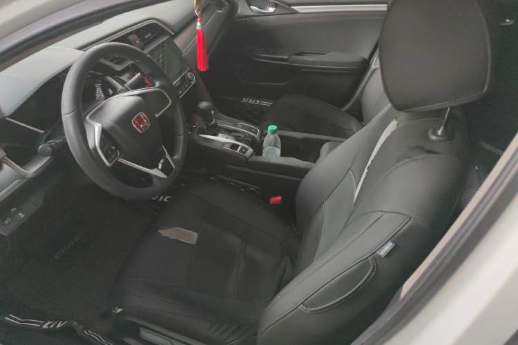 Used Honda Civic 2016 220TURBO CVT Luxury Edition Left Front Seat