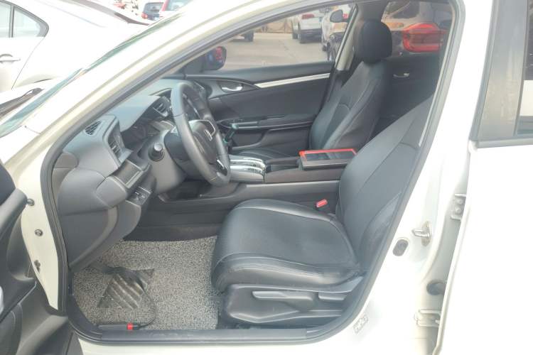 Used Honda Civic 2016 180TURBO CVT Comfort Version Left Front Seat