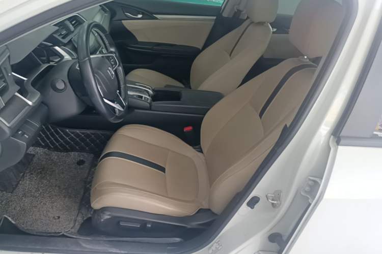 Used Honda Civic 2016 220TURBO CVT Prestige Edition Left Front Seat