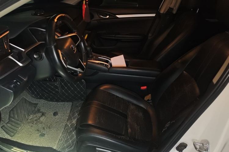 Used Honda Civic 2016 220TURBO CVT Luxury Edition Left Front Seat