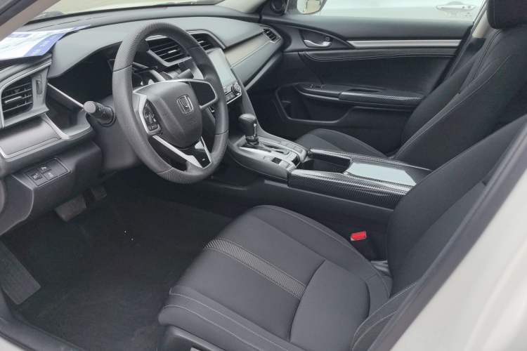Used Honda Civic 2016 220TURBO CVT Luxury Edition Left Front Seat