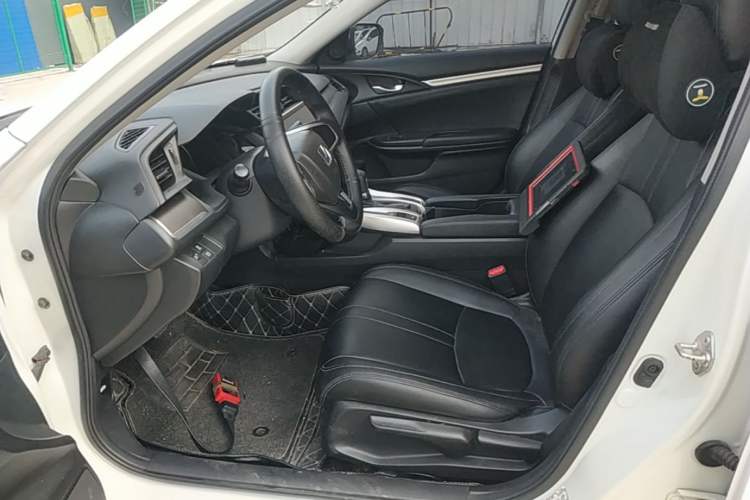 Used Honda Civic 2016 180TURBO CVT Comfort Version Left Front Seat