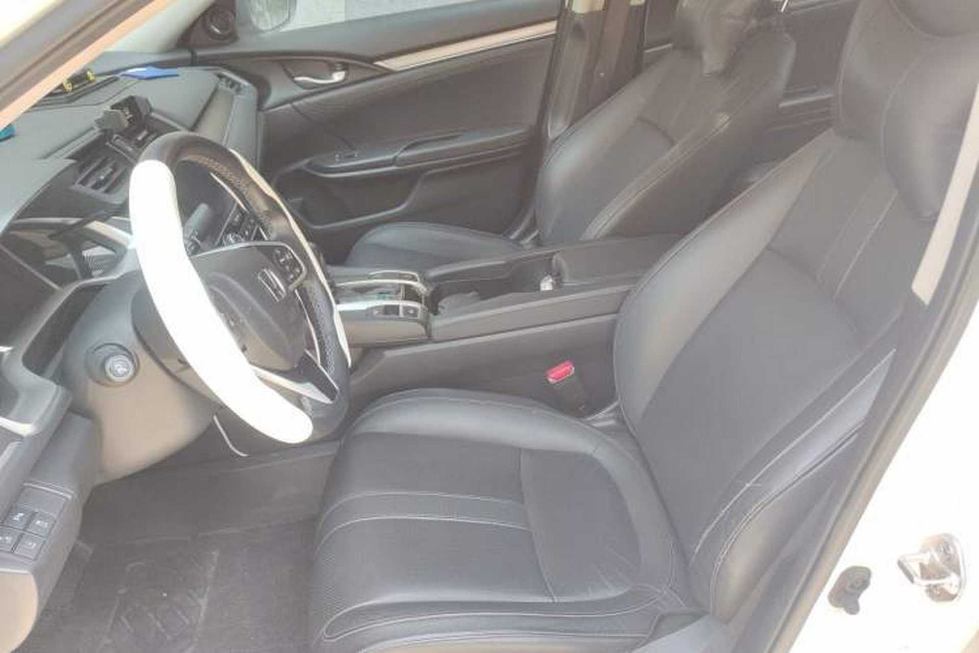 Used Honda Civic 2016 220TURBO CVT Prestige Edition Left Front Seat