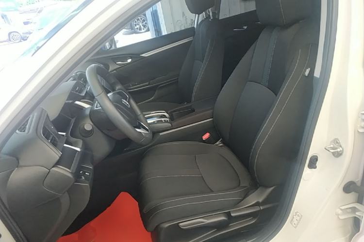 Used Honda Civic 2016 220TURBO CVT Luxury Edition Left Front Seat