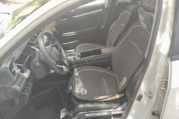 Used Honda Civic 2016 220TURBO CVT Luxury Edition Left Front Seat
