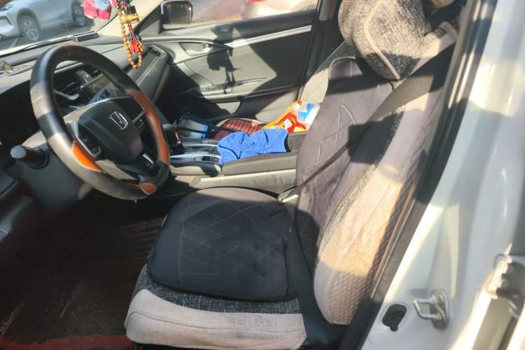 Used Honda Civic 2016 180TURBO CVT Comfort Version Left Front Seat