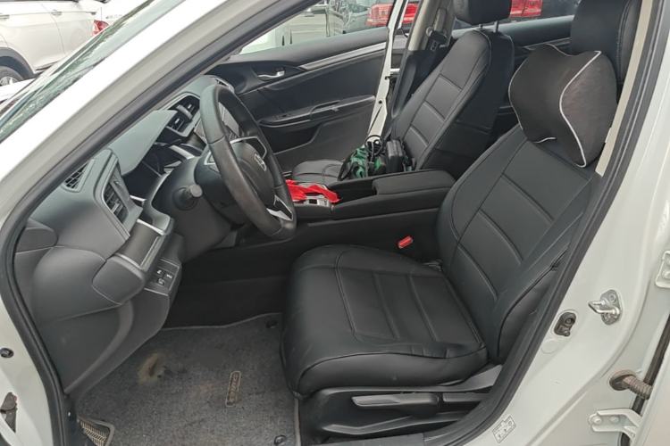 Used Honda Civic 2016 220TURBO CVT Luxury Edition Left Front Seat
