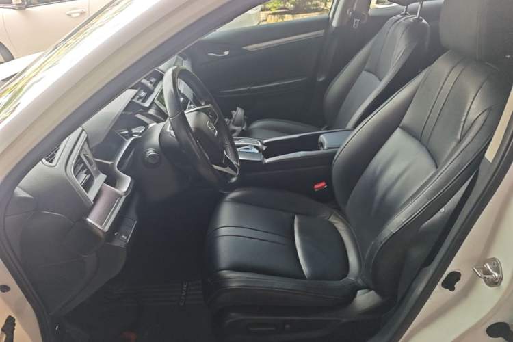 Used Honda Civic 2016 220TURBO CVT Prestige Edition Left Front Seat