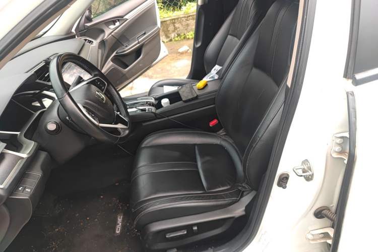 Used Honda Civic 2016 220TURBO CVT Prestige Edition Left Front Seat