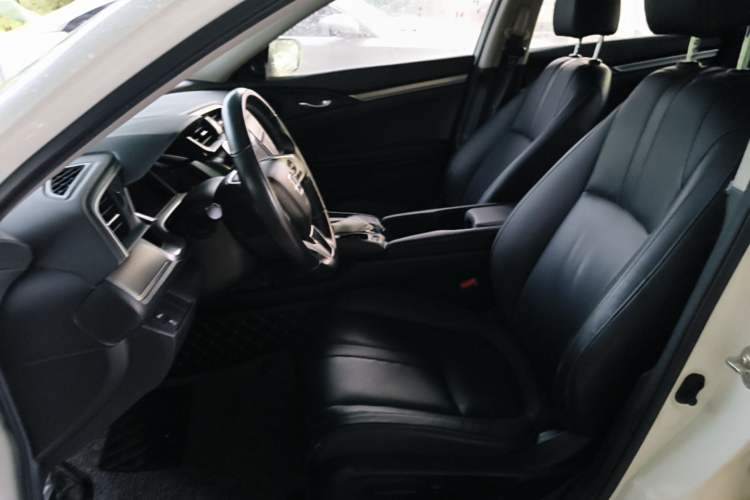 Used Honda Civic 2016 220TURBO CVT Prestige Edition Left Front Seat
