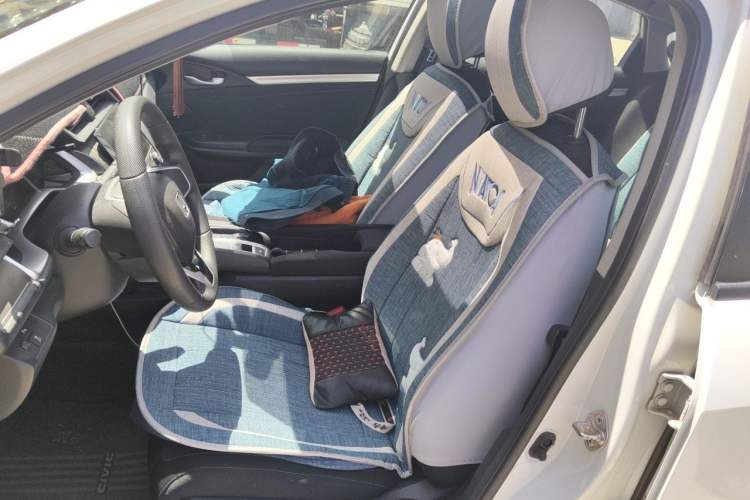 Used Honda Civic 2016 220TURBO CVT Luxury Edition Left Front Seat