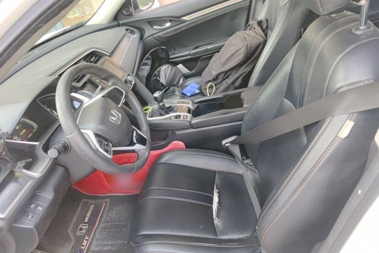 Used Honda Civic 2016 220TURBO Manual Luxury Edition Left Front Seat