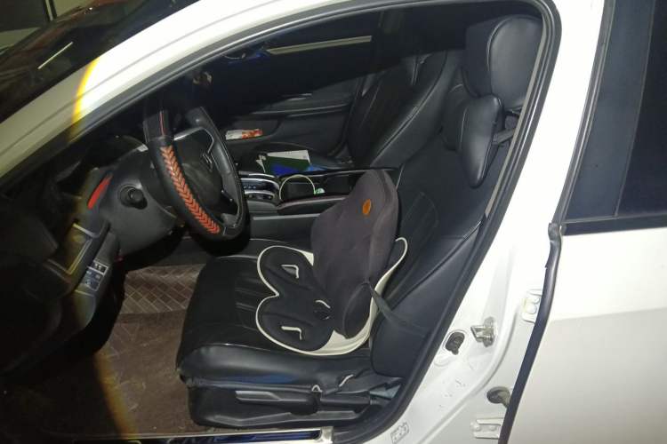 Used Honda Civic 2016 180TURBO CVT Comfort Version Left Front Seat
