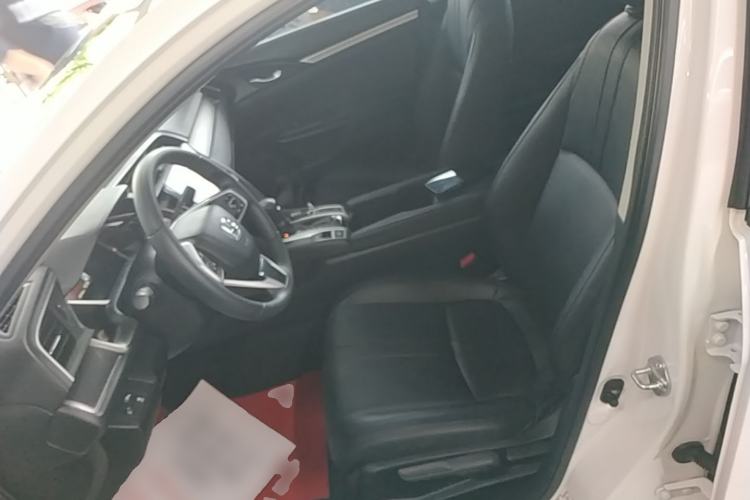 Used Honda Civic 2016 220TURBO CVT Luxury Edition Left Front Seat
