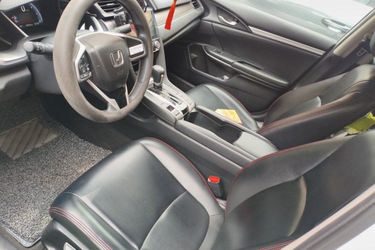 Used Honda Civic 2016 220TURBO CVT Luxury Edition Left Front Seat