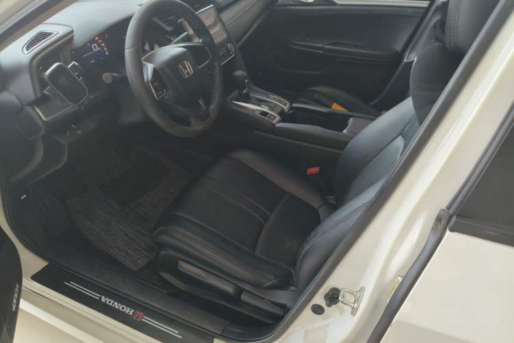 Used Honda Civic 2016 180TURBO CVT Comfort Version Left Front Seat