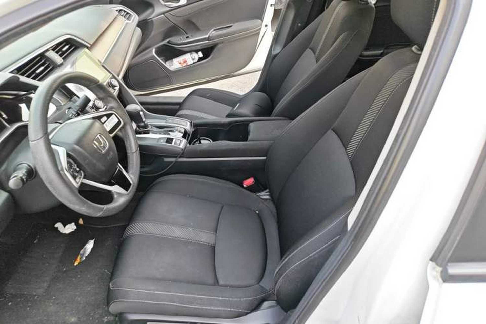 Used Honda Civic 2016 220TURBO CVT Luxury Edition Left Front Seat