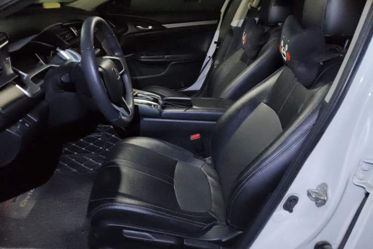 Used Honda Civic 2016 220TURBO CVT Luxury Edition Left Front Seat