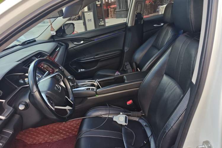 Used Honda Civic 2016 220TURBO CVT Prestige Edition Left Front Seat