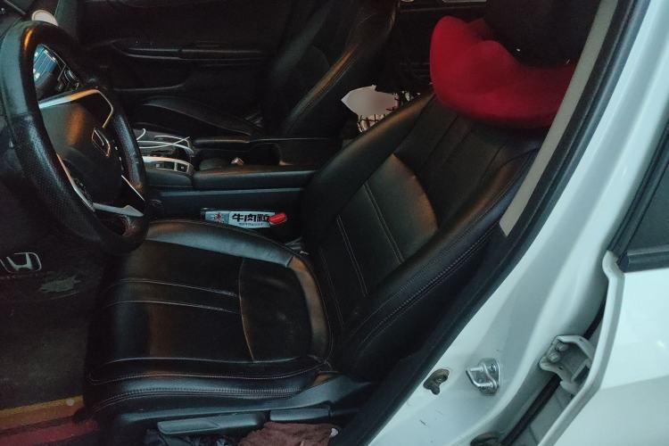 Used Honda Civic 2016 220TURBO CVT Luxury Edition Left Front Seat