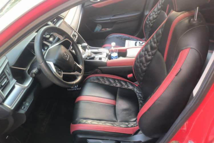 Used Honda Civic 2016 220TURBO CVT Luxury Edition Left Front Seat