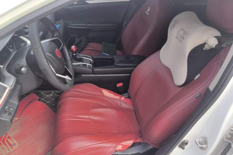 Used Honda Civic 2016 220TURBO Manual Luxury Edition Left Front Seat