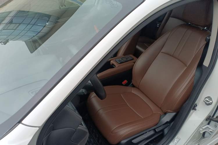 Used Honda Civic 2016 220TURBO CVT Luxury Edition Left Front Seat