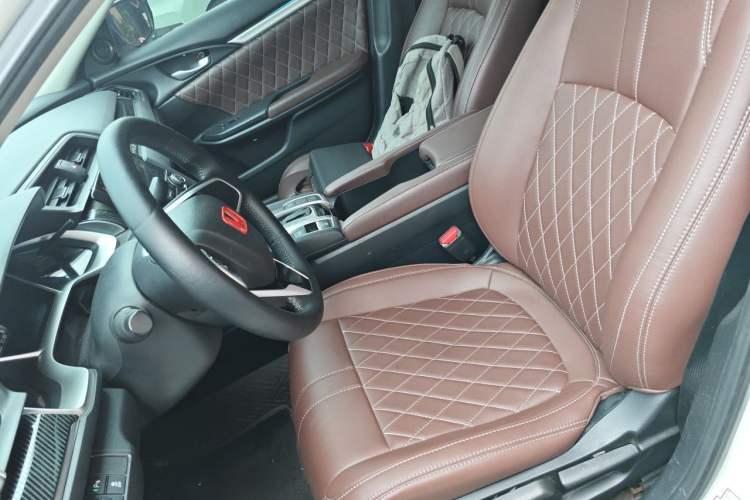 Used Honda Civic 2016 220TURBO CVT Luxury Edition Left Front Seat