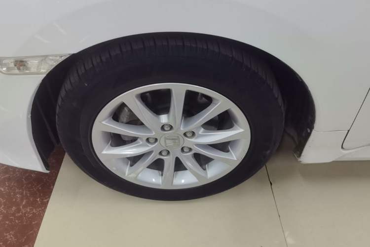 Used Honda Civic 2016 180TURBO CVT Comfort Version Left Front Wheel Hub