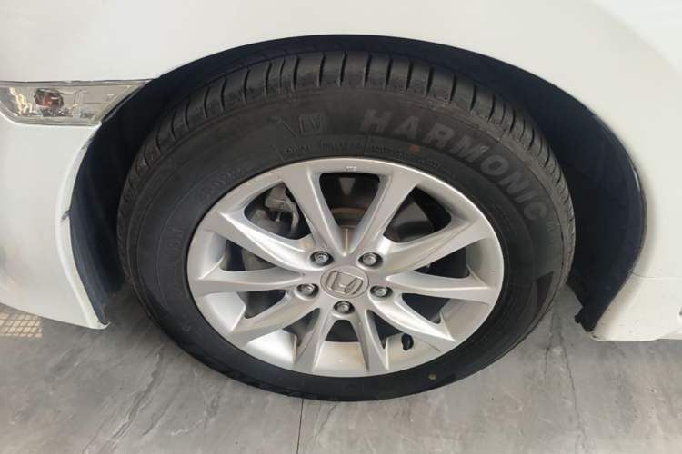 Used Honda Civic 2016 180TURBO CVT Comfort Version Left Front Wheel Hub