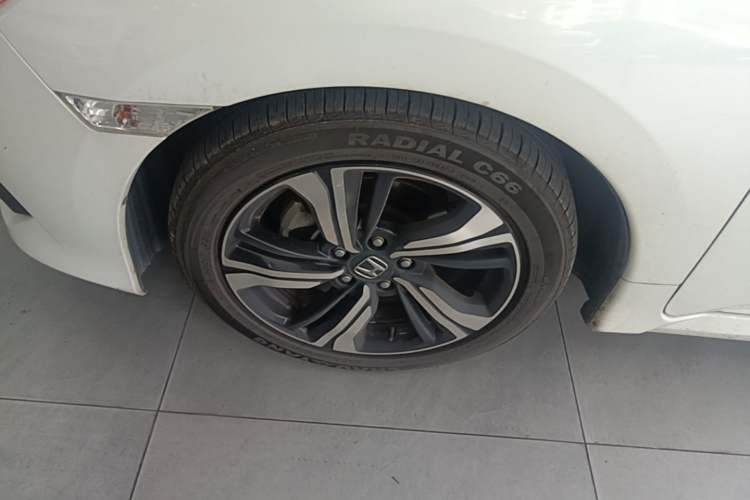 Used Honda Civic 2016 220TURBO CVT Prestige Edition Left Front Wheel Hub