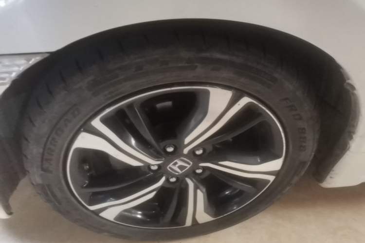 Used Honda Civic 2016 220TURBO CVT Prestige Edition Left Front Wheel Hub