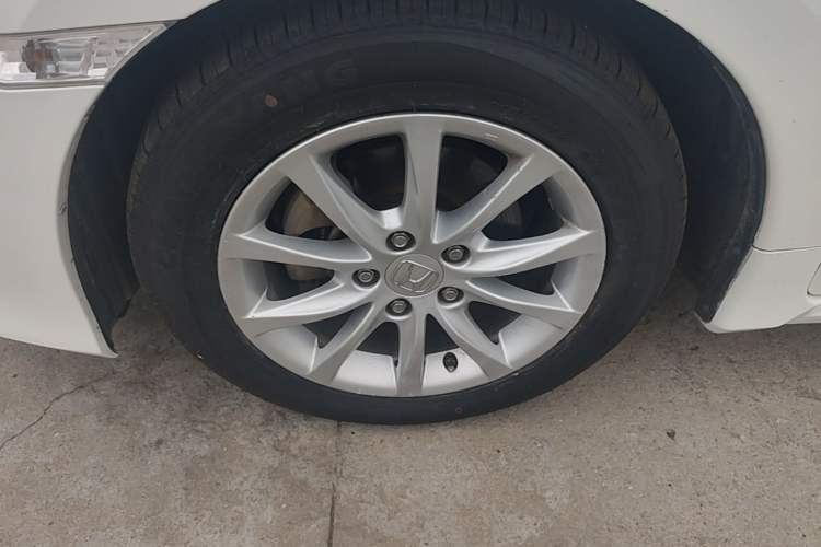 Used Honda Civic 2016 180TURBO CVT Comfort Version Left Front Wheel Hub