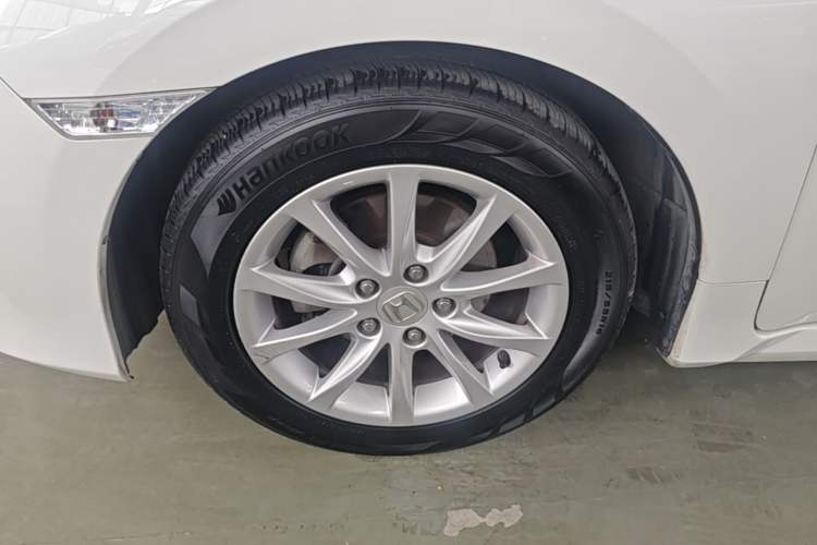 Used Honda Civic 2016 180TURBO CVT Comfort Version Left Front Wheel Hub