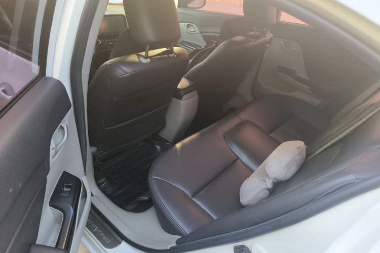 Used Honda Civic 2016 1.8L Automatic Comfort Version Left Rear Seat