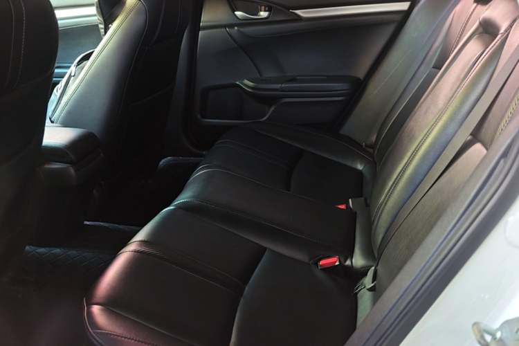 Used Honda Civic 2016 220TURBO CVT Luxury Edition Left Rear Seat
