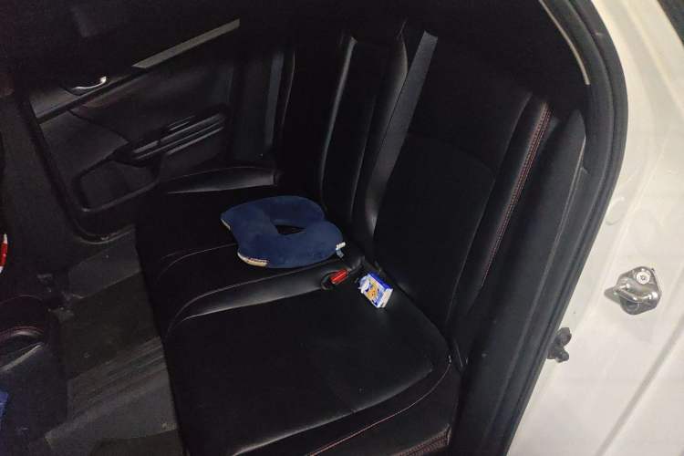 Used Honda Civic 2016 220TURBO CVT Luxury Edition Left Rear Seat
