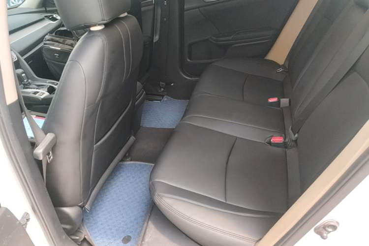 Used Honda Civic 2016 220TURBO CVT Luxury Edition Left Rear Seat