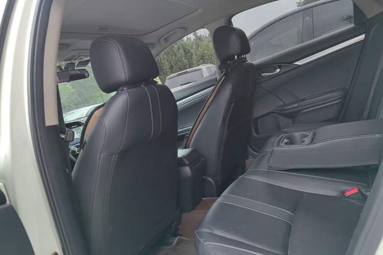 Used Honda Civic 2016 220TURBO CVT Prestige Edition Left Rear Seat