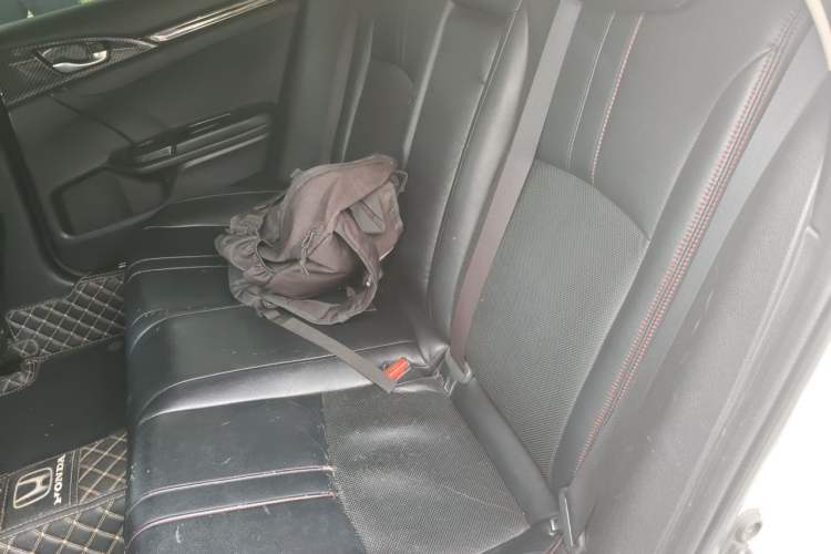 Used Honda Civic 2016 220TURBO CVT Luxury Edition Left Rear Seat