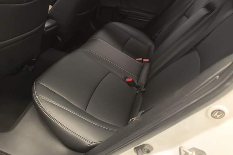 Used Honda Civic 2016 220TURBO CVT Luxury Edition Left Rear Seat