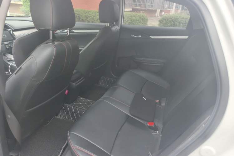 Used Honda Civic 2016 220TURBO CVT Luxury Edition Left Rear Seat