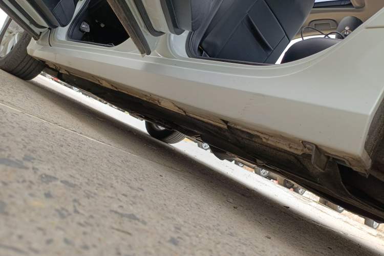 Used Honda Civic 2016 180TURBO CVT Comfort Version Left Side Sill