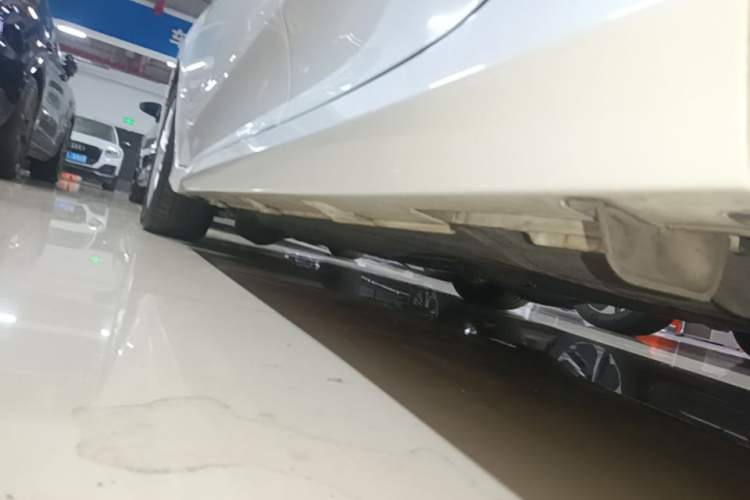 Used Honda Civic 2016 180TURBO CVT Comfort Version Left Side Sill