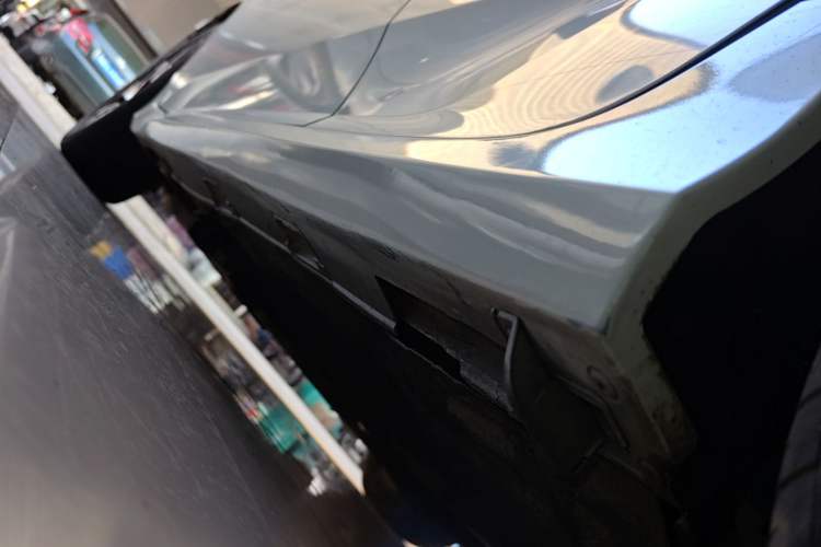 Used Honda Civic 2016 220TURBO CVT Luxury Edition Left Side Sill
