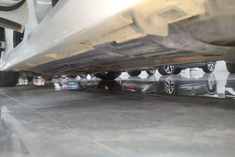 Used Honda Civic 2016 180TURBO CVT Comfort Version Left Side Sill