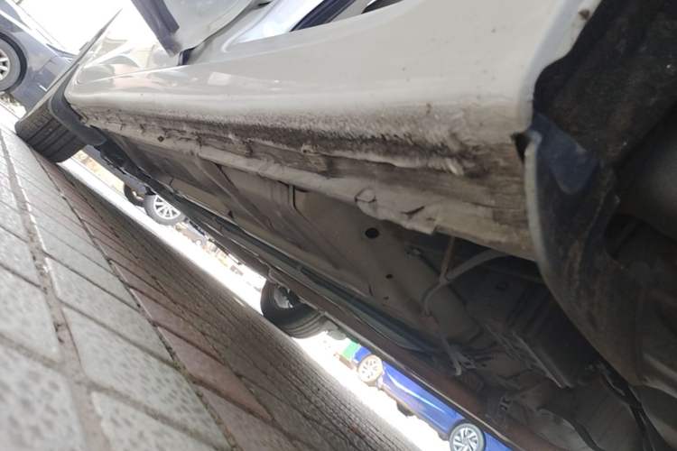 Used Honda Civic 2016 1.8L Automatic Comfort Version Left Side Sill